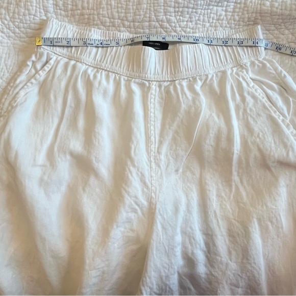 Tahari 100% Linen Pull-On Crop Pants White Women Large Beach Coastal Resortwear - Picture 7 of 9